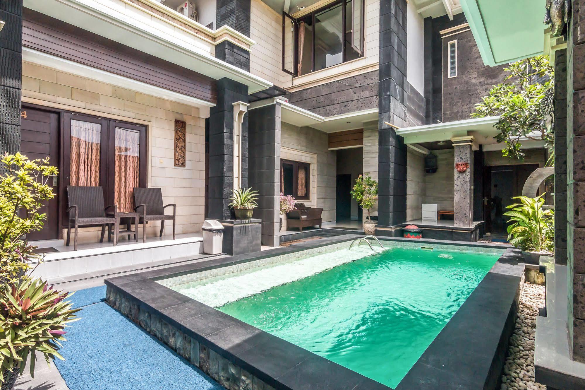 Denays House Hotel Jimbaran  Ngoại thất bức ảnh